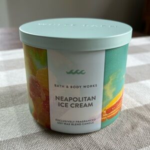 Bath & Body Works White Barn candle- Neapolitan Ice Cream